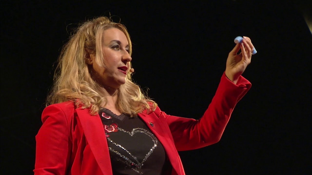 Emma Rodero durante su charla en TEDxMalagueta